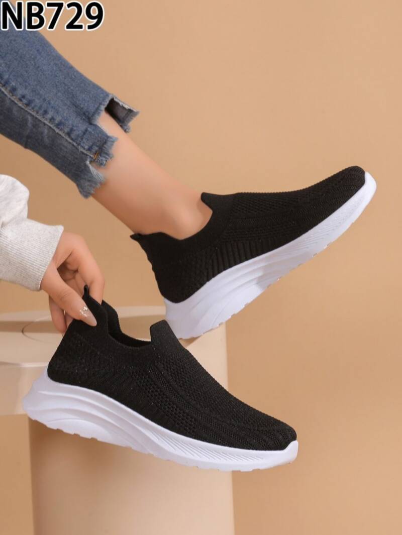 Buty sportowe damskie Roz 36-41/ 12 par